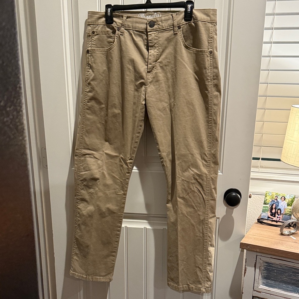 Men's Khaki Chinos